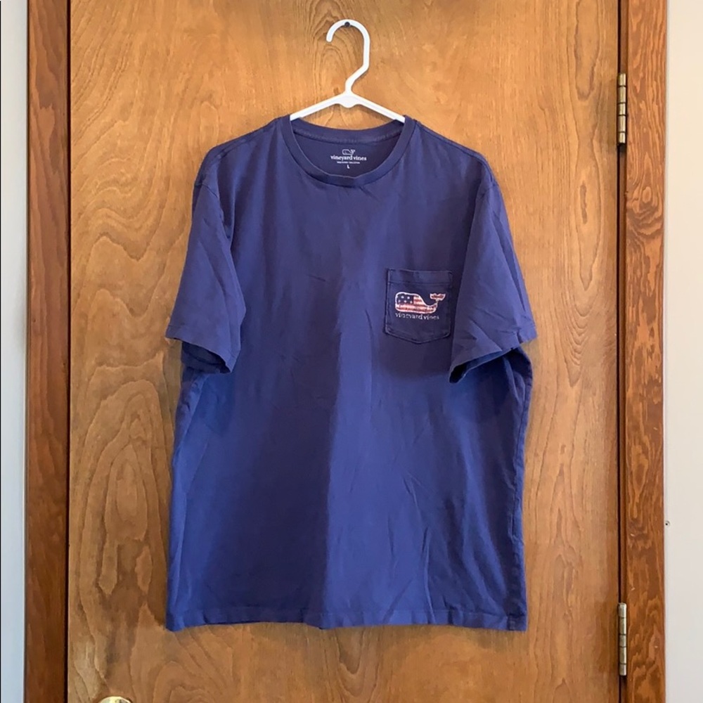 Vineyard Vines T Shirt